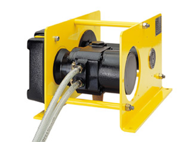 RPA 氣動鋼絲繩卷揚機(jī)